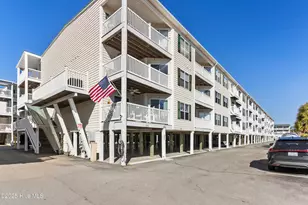 105 SE 58th St, Oak Island, NC 28465 - Photo 26