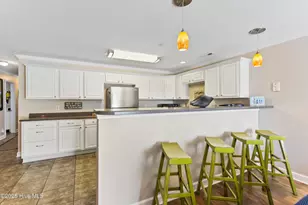 105 SE 58th St, Oak Island, NC 28465 - Photo 6