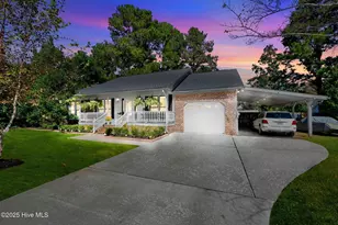305 Pioneer Ct, Wilmington, NC 28411 - Photo 2
