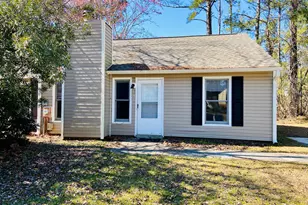 189 Corey Cir, Jacksonville, NC 28546 - Photo 2