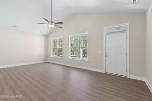 184 Elm Rd, Southport, NC 28461 - Photo 10
