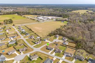 115 Heavens Gate Dr, Jacksonville, NC 28546 - Photo 4