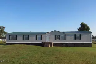 110 Lariat Cir, New Bern, NC 28562 - Photo 1