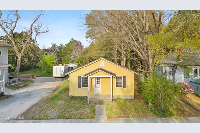 108 N Dickerson Street, Burgaw, NC 28425 - Photo 6