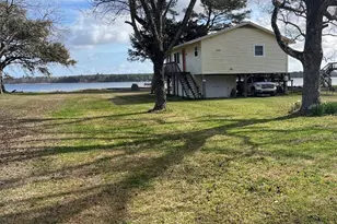 197 S River Dr, Beaufort, NC 28516 - Photo 6