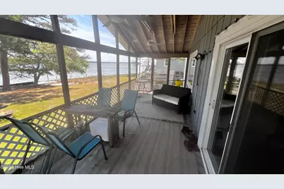197 S River Drive, Beaufort, NC 28516 - Photo 4