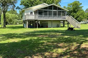 197 S River Dr, Beaufort, NC 28516 - Photo 2