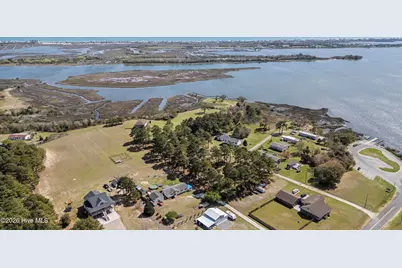 301 Intracoastal Court, Sneads Ferry, NC 28460 - Photo 14