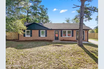 6 High Street, Castle Hayne, NC 28429 - Photo 1