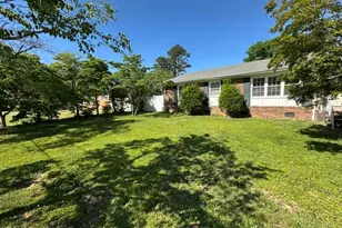 315 Hampton Dr, Plymouth, NC 27962 - Photo 2