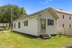 306 Short St, Kinston, NC 28501 - Photo 2