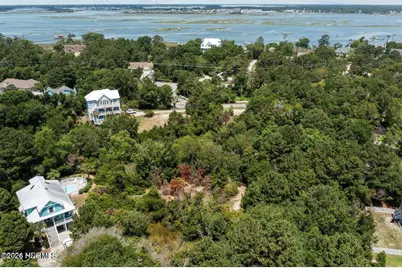 302 Governor Safford Lane, Emerald Isle, NC 28594 - Photo 6