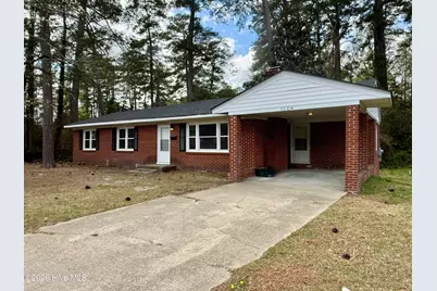1004 Hyland Avenue, Williamston, NC 27892 - Photo 2