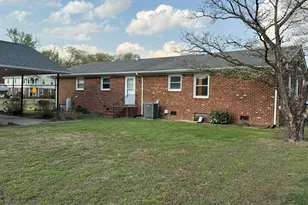 2992 Cherry Ln, Kinston, NC 28504 - Photo 8