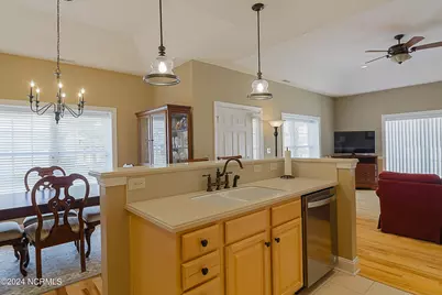 8975 Smithfield Drive NW #Apt 2, Calabash, NC 28467 - Photo 10