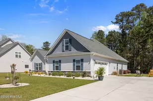 202 Knightheads Dr, Swansboro, NC 28584 - Photo 4