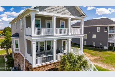 526 Cannonsgate Drive, Newport, NC 28570 - Photo 2