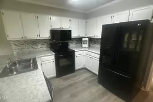6878 Green Creek Rd, Fayetteville, NC 28314 - Photo 18