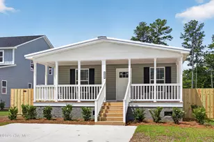 1025 Pine Ridge Ct, Castle Hayne, NC 28429 - Photo 2