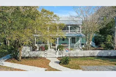 301 E West Street, Southport, NC 28461 - Photo 1