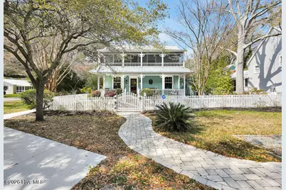 301 E West Street, Southport, NC 28461 - Photo 2