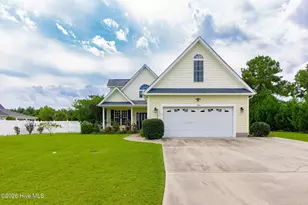 106 Gracelyn Ln, Newport, NC 28570 - Photo 1