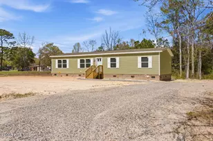 2382 Captains Wheel Ave SW, Supply, NC 28462 - Photo 2