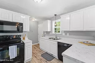 127 King St, Jacksonville, NC 28540 - Photo 16