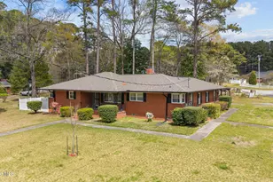 302 Oak Dr, Washington, NC 27889 - Photo 4