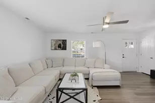 901 Tuscarora Ave, Elizabeth City, NC 27909 - Photo 6