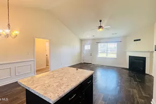 206 Trophy Ridge Dr, Richlands, NC 28574 - Photo 6