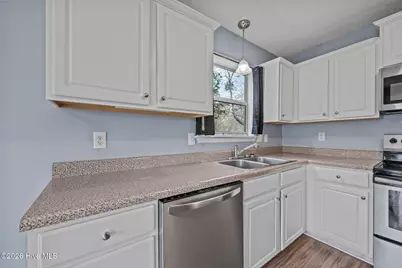 1102 Audrey Court, Jacksonville, NC 28540 - Photo 8