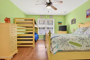 105 SE 58th St, Oak Island, NC 28465 - Photo 12
