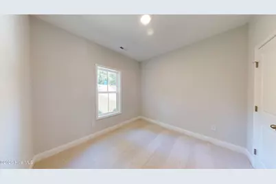 165 Devonshire Avenue W, West End, NC 27376 - Photo 16