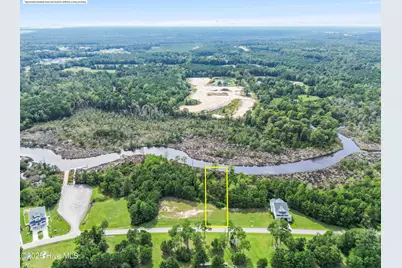 240 Kings Creek Crossing, Holly Ridge, NC 28445 - Photo 2