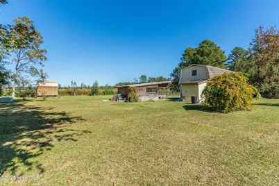 198 Jefferson Road, Lake Waccamaw, NC 28450 - Photo 26