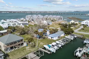 319 Old Causeway Rd, Atlantic Beach, NC 28512 - Photo 4