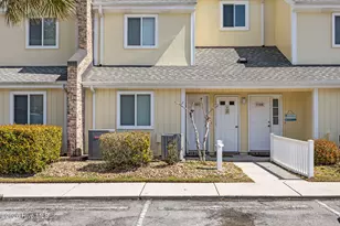 9201 Coast Guard Rd, Emerald Isle, NC 28594 - Photo 2