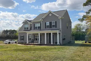 102 E Point Estates Rd, Knotts Island, NC 27950 - Photo 4