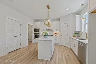 658 Fishermans Point, Newport, NC 28570 - Photo 12