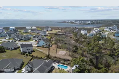 662 Fishermans Point, Newport, NC 28570 - Photo 16