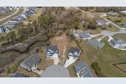 662 Fishermans Point, Newport, NC 28570 - Photo 12