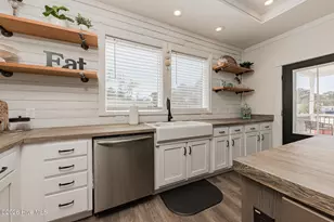 125 Lejeune Rd, Cape Carteret, NC 28584 - Photo 28