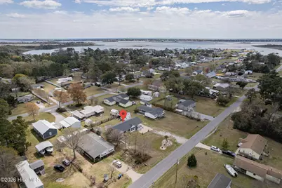 125 Lejeune Road, Cape Carteret, NC 28584 - Photo 6