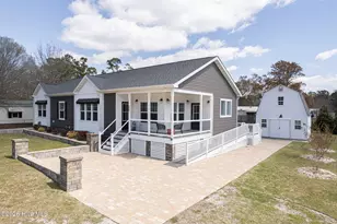 125 Lejeune Rd, Cape Carteret, NC 28584 - Photo 2