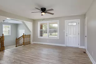 1002 Able St, Elizabethtown, NC 28337 - Photo 4