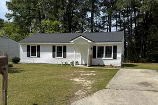 1821 E Trail Dr SE, Wilson, NC 27893 - Photo 2