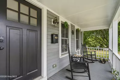 1015 N Craven Street, New Bern, NC 28560 - Photo 2