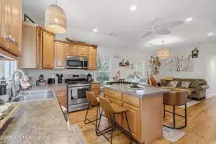 1015 N Craven St, New Bern, NC 28560 - Photo 14