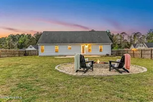 127 Killis Blvd, Richlands, NC 28574 - Photo 2